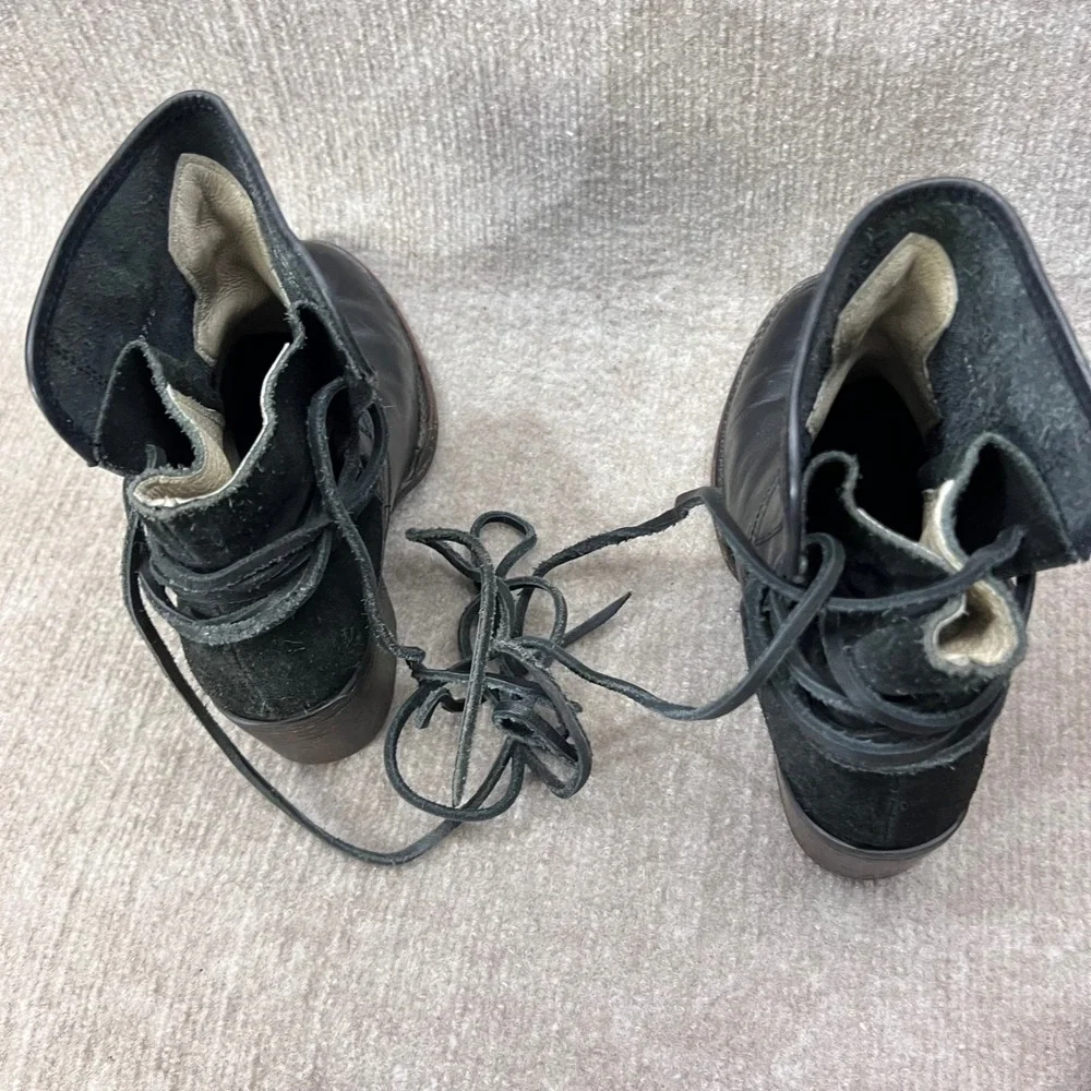 Freebird Casey Leather Ankle Boots with Suede Accents and Laces Detail Ladies 8